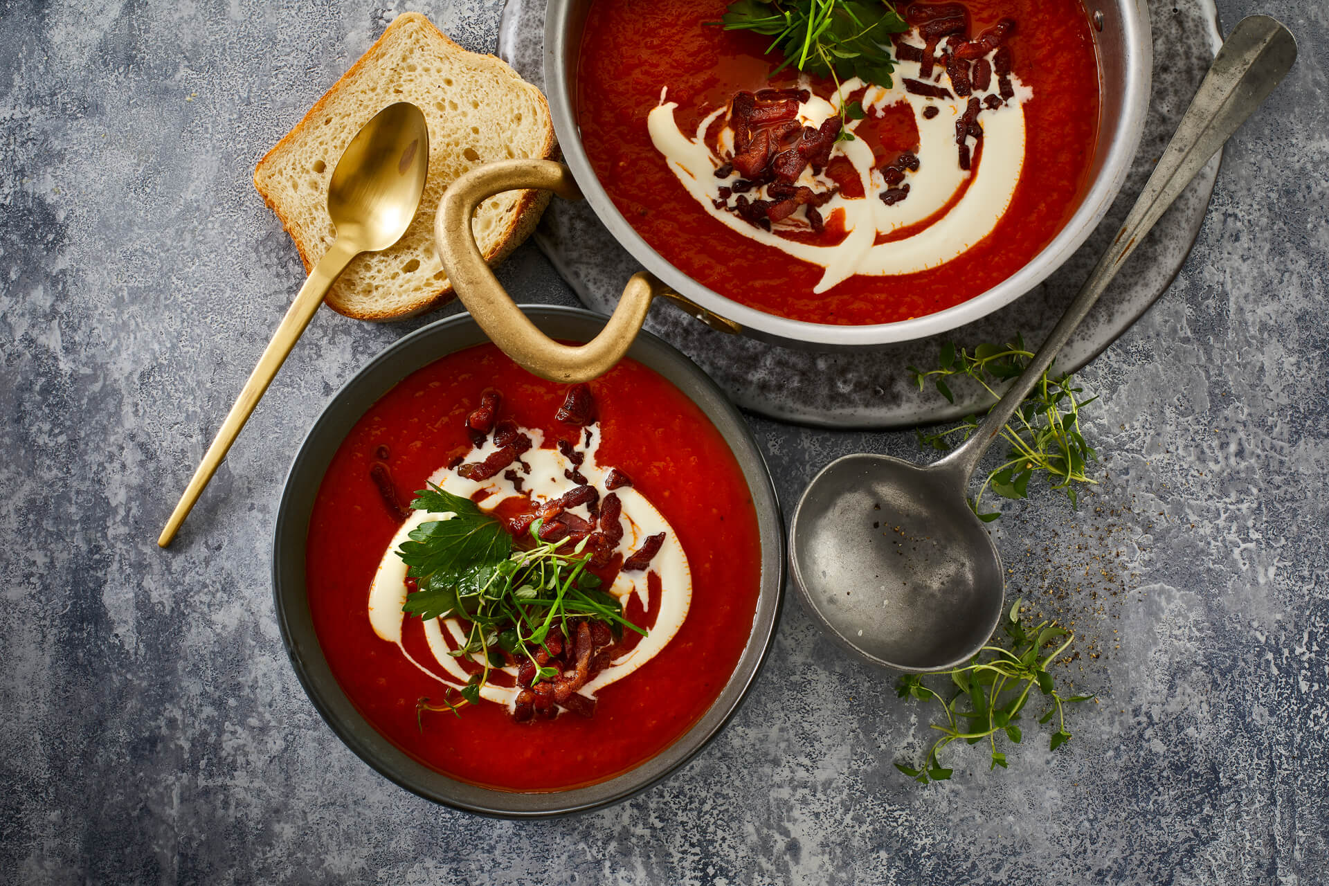 Gratinierten Ziegenkäse-Salat mit Bacon zubereiten - Tulip